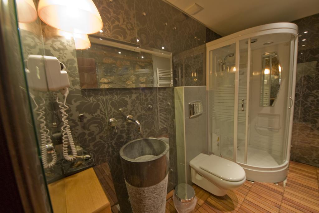 Onar Guesthouse Палайос-Агиос-Атанасиос Экстерьер фото