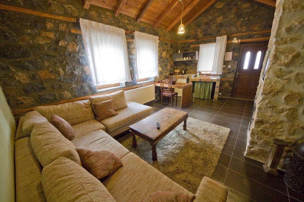 Onar Guesthouse Палайос-Агиос-Атанасиос Экстерьер фото